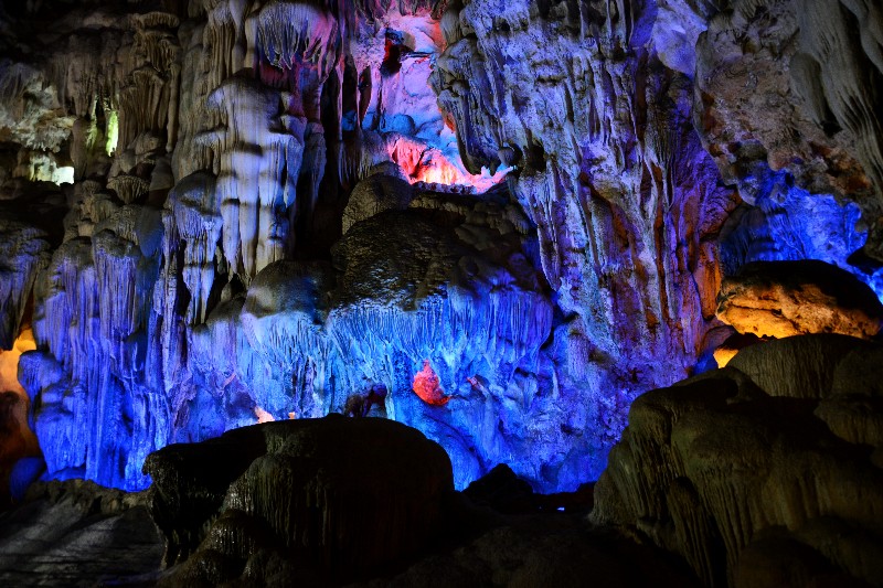 halong bay one day tour thien cung cave 1.jpeg